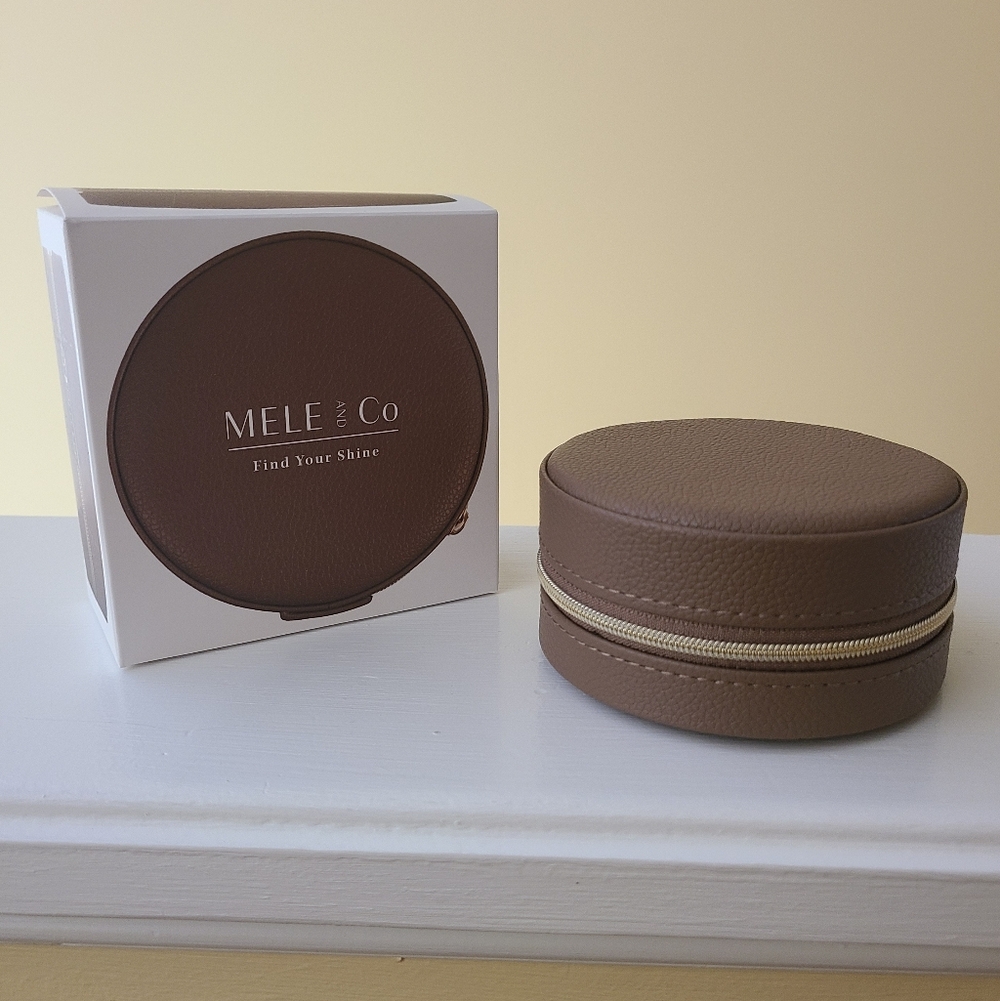 Mele & Co Jewelry Case
